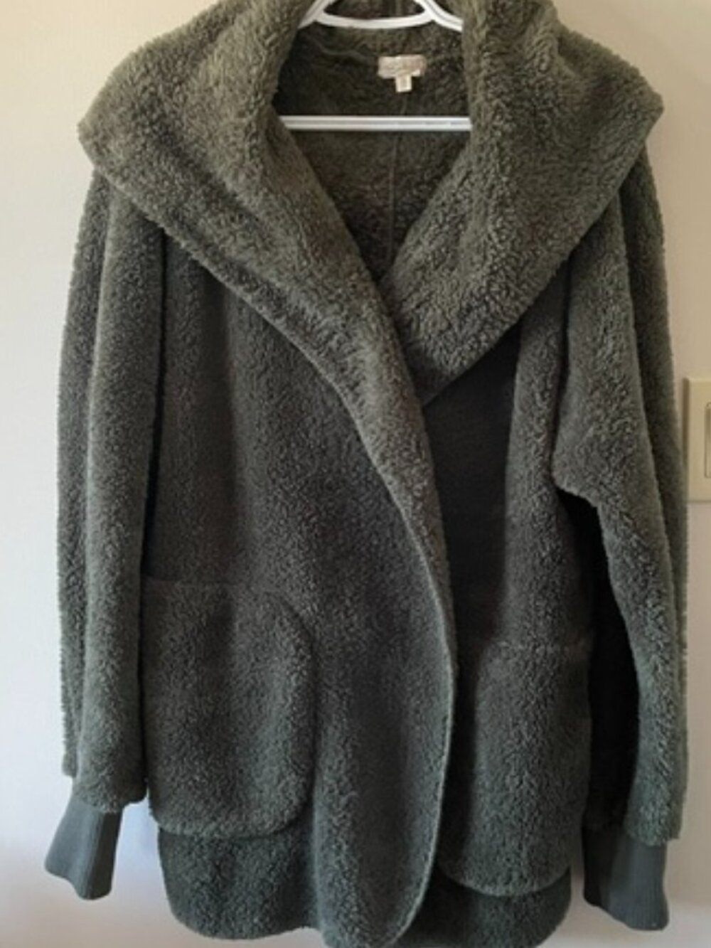 Hem & Thread Olive Green Pile Fleece Cardigan –One Size